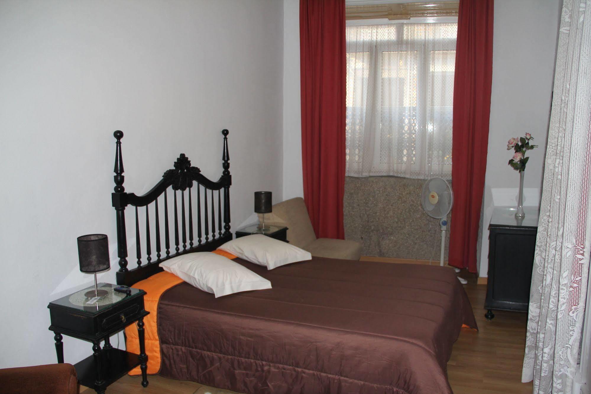 Almada Guest House OOporto Exterior foto